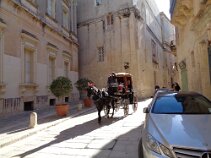 DSC00102 Horse and Cart in Mdina